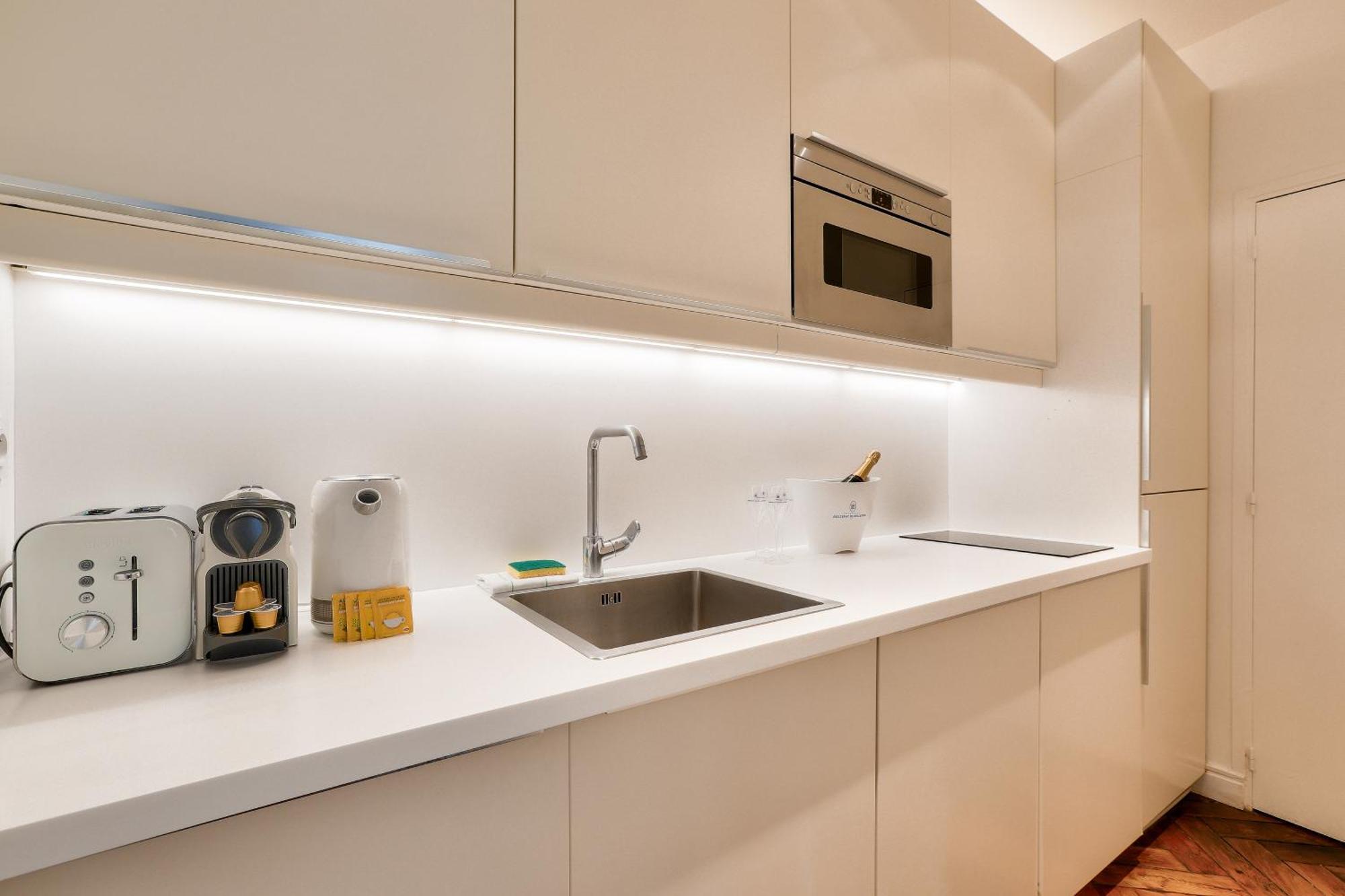 Bright Apartment In The 10Arr. - 4 People 巴黎 外观 照片