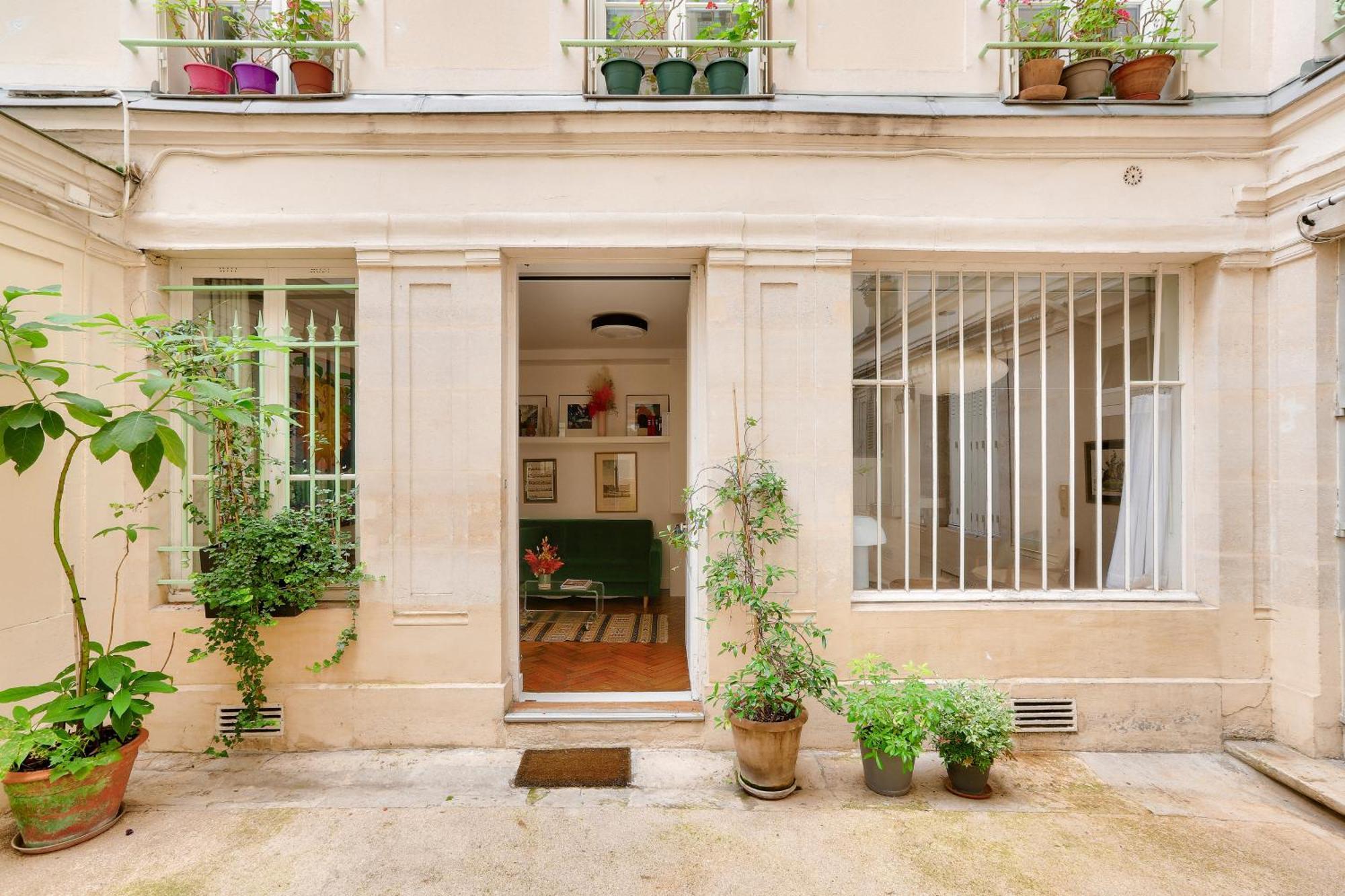 Bright Apartment In The 10Arr. - 4 People 巴黎 外观 照片