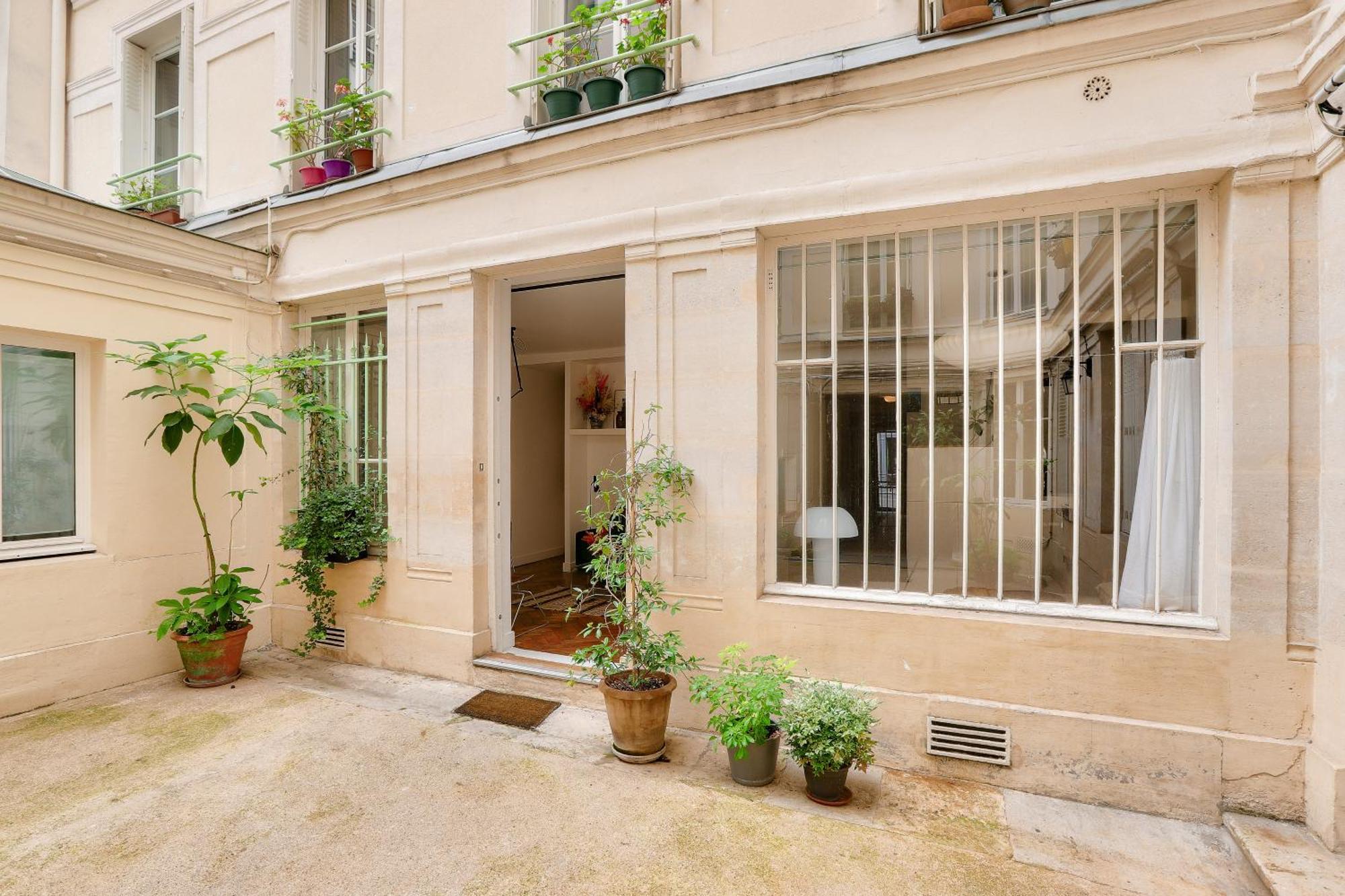 Bright Apartment In The 10Arr. - 4 People 巴黎 外观 照片